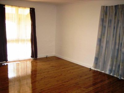 22 Gilba Rd, Koonawarra