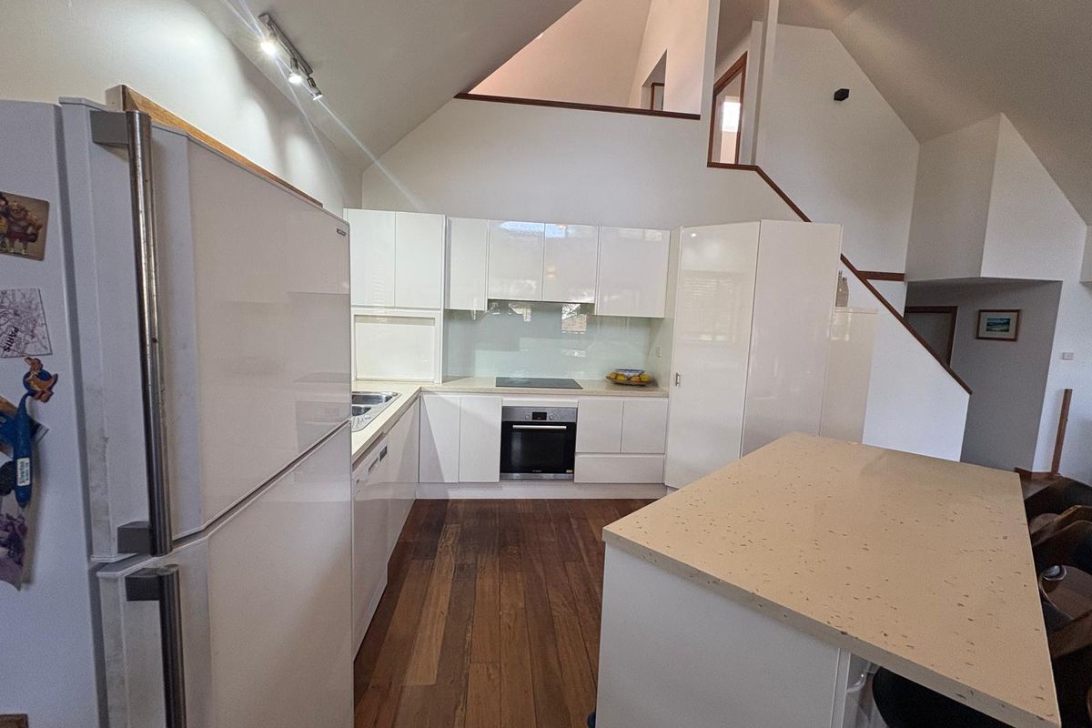 132 Lakes Boulevard, Wooloweyah