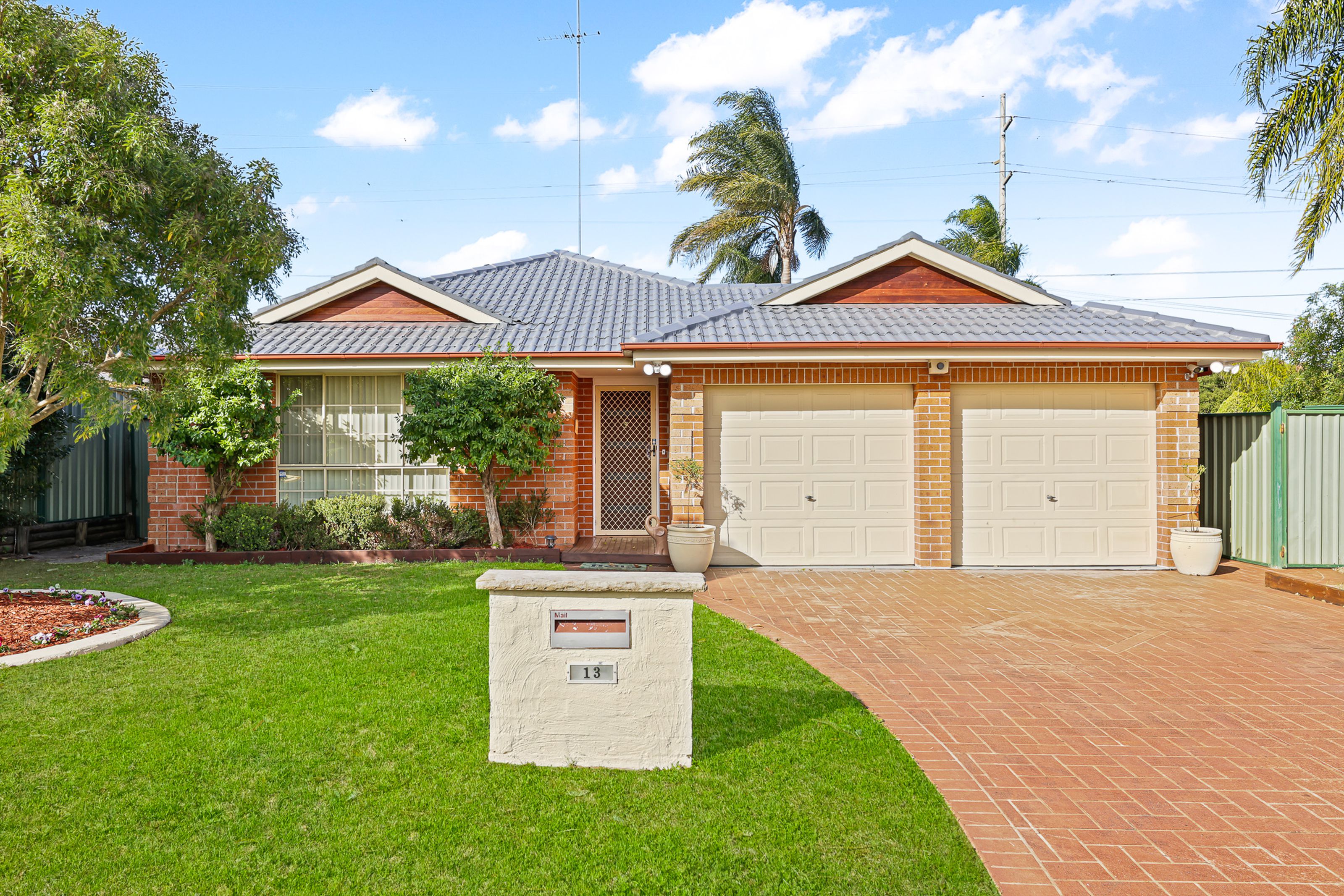 13 Ormonde Close, GLENMORE PARK