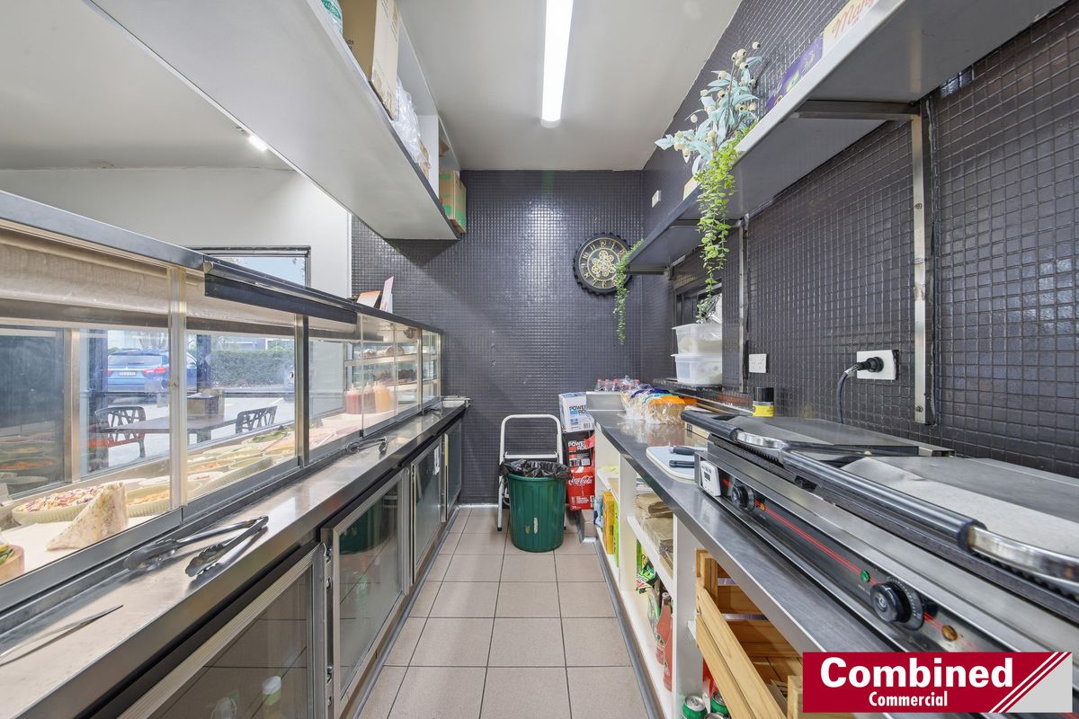 6 & 6a / 1 Samantha Place, Smeaton Grange