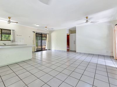8 Invar Court, Woodroffe