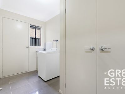 6 Zeus Avenue, Cranbourne West