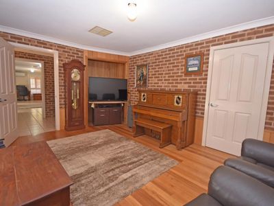 34 Colony Crescent, Dubbo