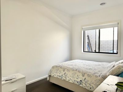 10 Law Court, Wyndham Vale