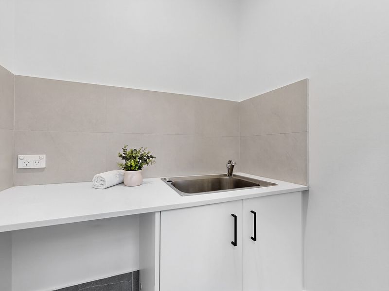 A&B / 35 Badrick St, Warwick