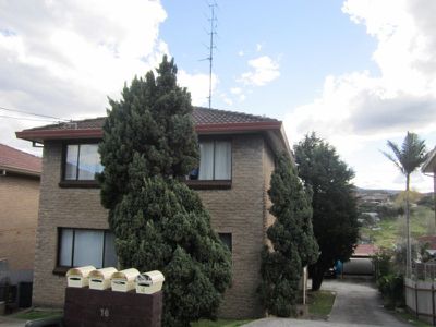 4 / 16 Hurry Crescent, Warrawong