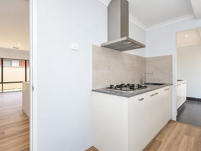 66 Destino Loop, Southern River