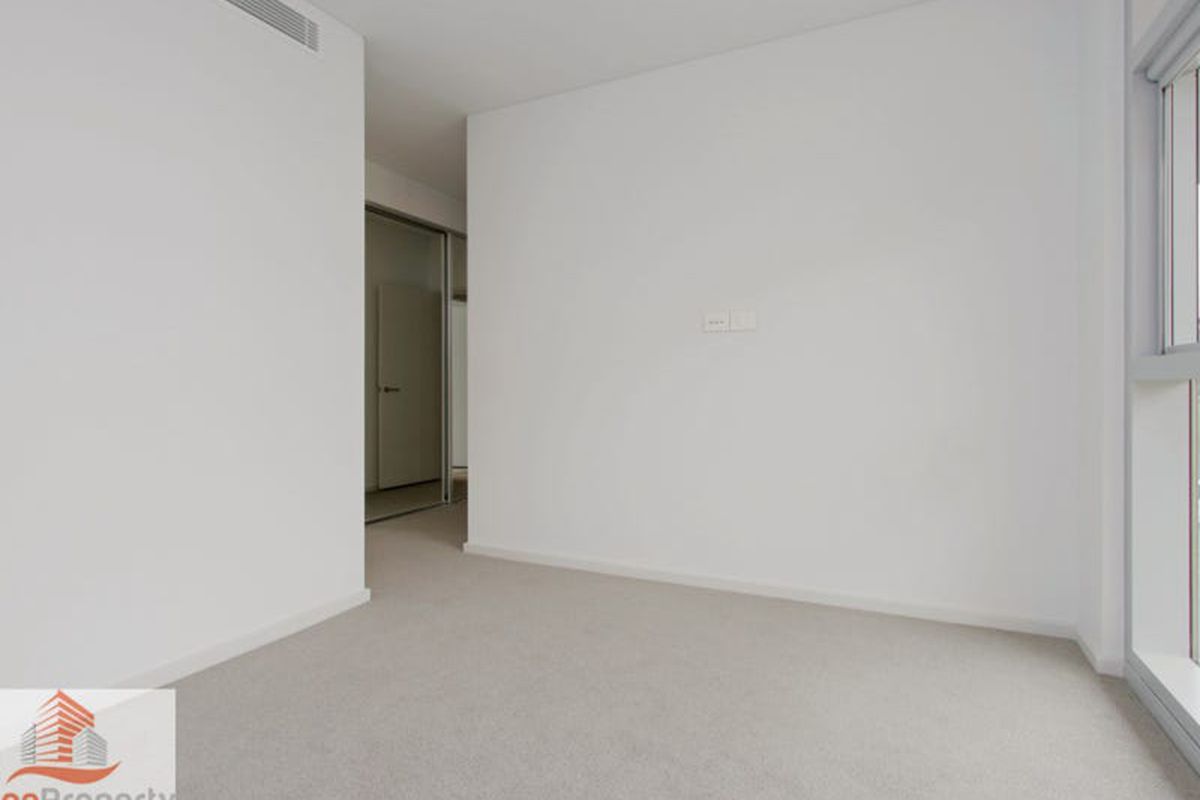 302 / 105-111 Stirling Street, Perth