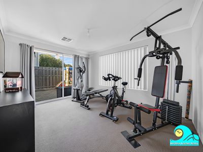 12 Seaside Avenue, Yanchep