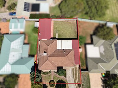 5 Ebelina Crescent, Parkes