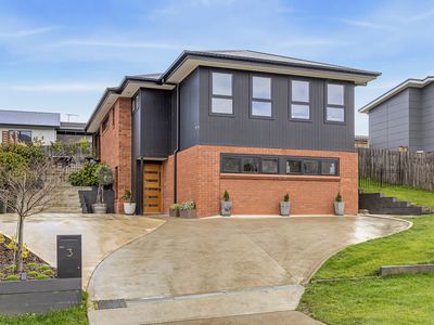 3 Debra Place, Huonville