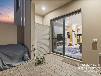 2 / 10 Wychcross Street, Westminster