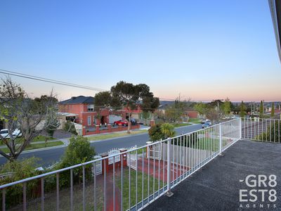 8 Lockington Crescent, Dandenong