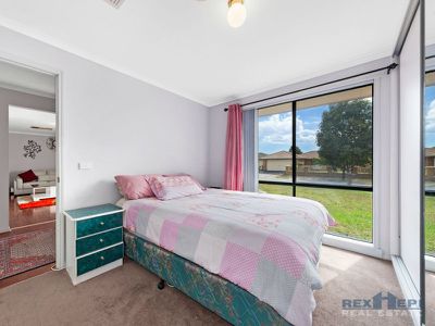 12 Arnica Close, Hampton Park