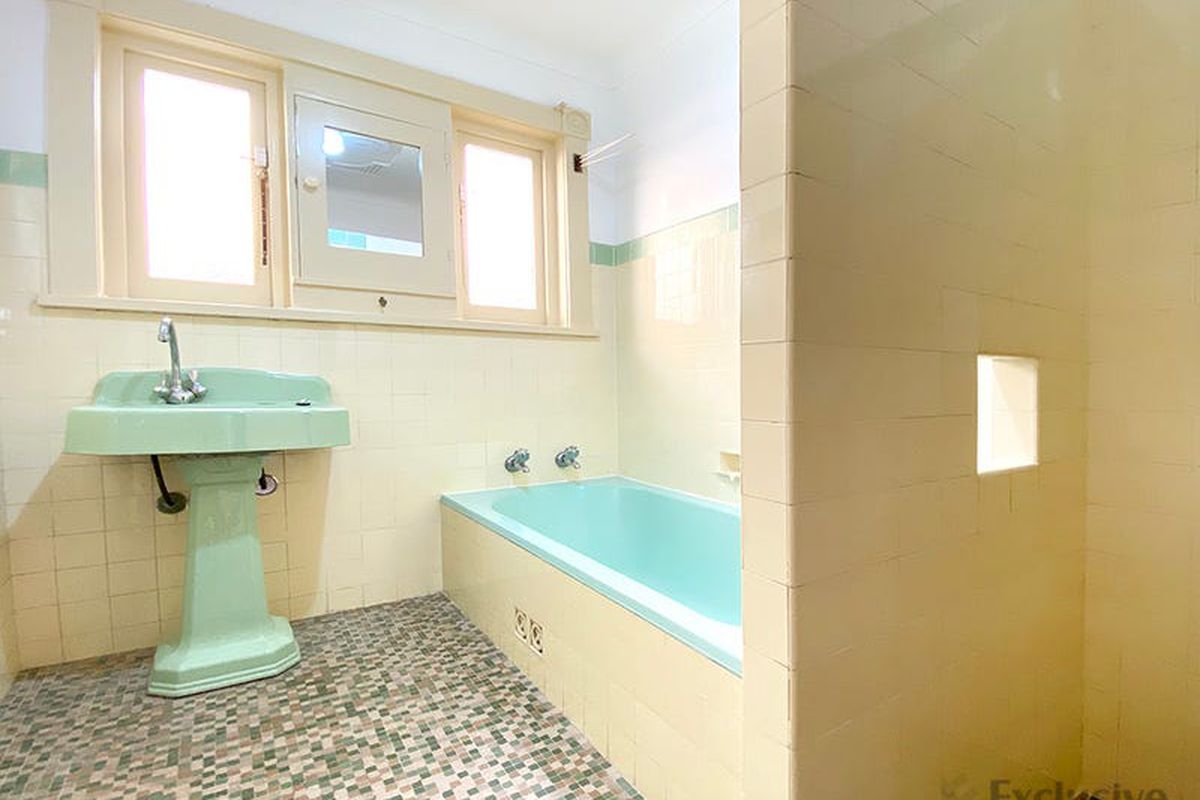 8 Hood Avenue, Rodd Point