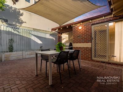 2 / 6 Hodgson Street, Tuart Hill