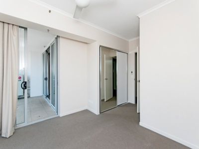 902 / 11 Ellenborough Street, Woodend
