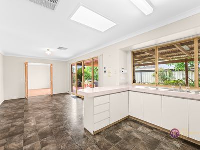 47 Lakesend Road, Thornlie
