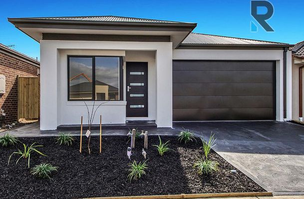 20 Honey Flower Way, Greenvale