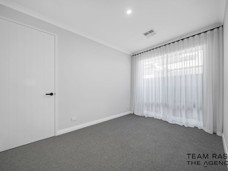 20 Navarra Way, Caversham