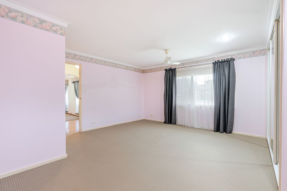 10 SEABROOKE AVENUE, Rockingham