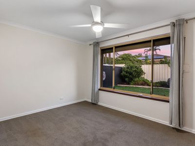 10 Turquoise Court, Forrestfield