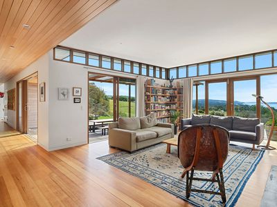 97 Thomas Road, Woodbridge