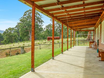 139 Narrows Road, Strathblane