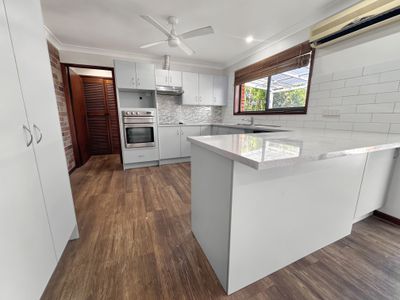 51 Kanahooka Road, Kanahooka