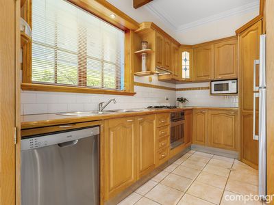 60 Parker Street, Williamstown