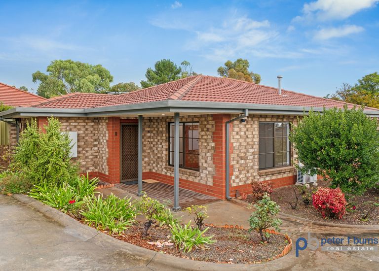 1 / 2 Gilbertson Road, Seacliff Park