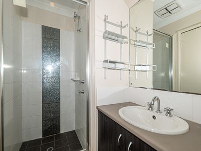 9 Kelang Road, Wattle Grove