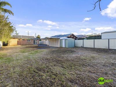 12 Deakin Avenue, Lake Munmorah