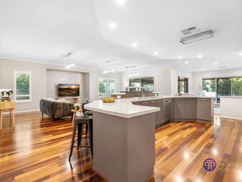 15 Karri Avenue, Canning Vale