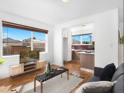 2 / 84 Collier Crescent, Brunswick West