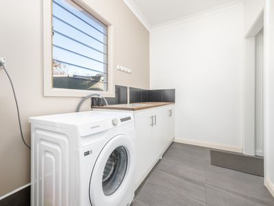 12 Field Street, Shepparton