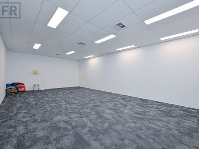 1 / 31 Council Avenue, Rockingham