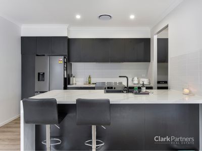 18 Houghton Street, Spring Mountain