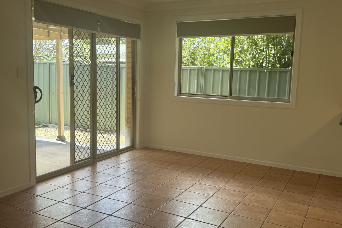 1 / 4 Plover Street, Taree