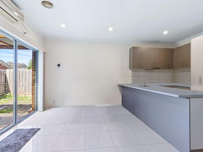 6 / 22-24 Stawell Street, Werribee