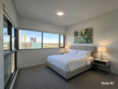 3 Bedroom / 16 Sandstone Crescent, Macquarie Park