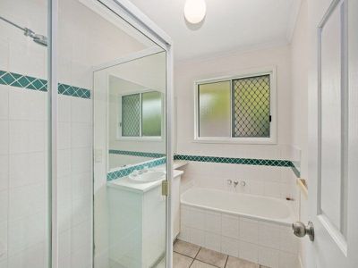2 Parkview Court, Tewantin