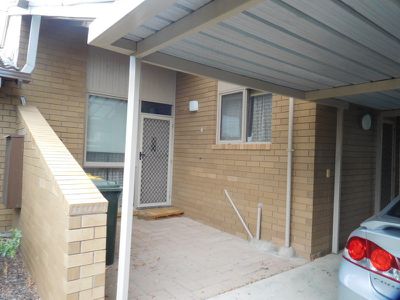 4 / 9 Begg Street, Horsham