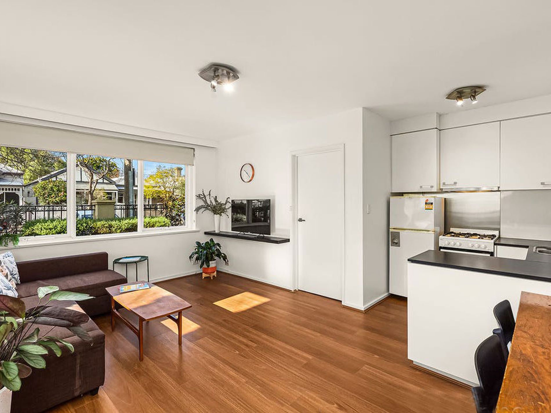 1 / 165 Stokes Street, Port Melbourne