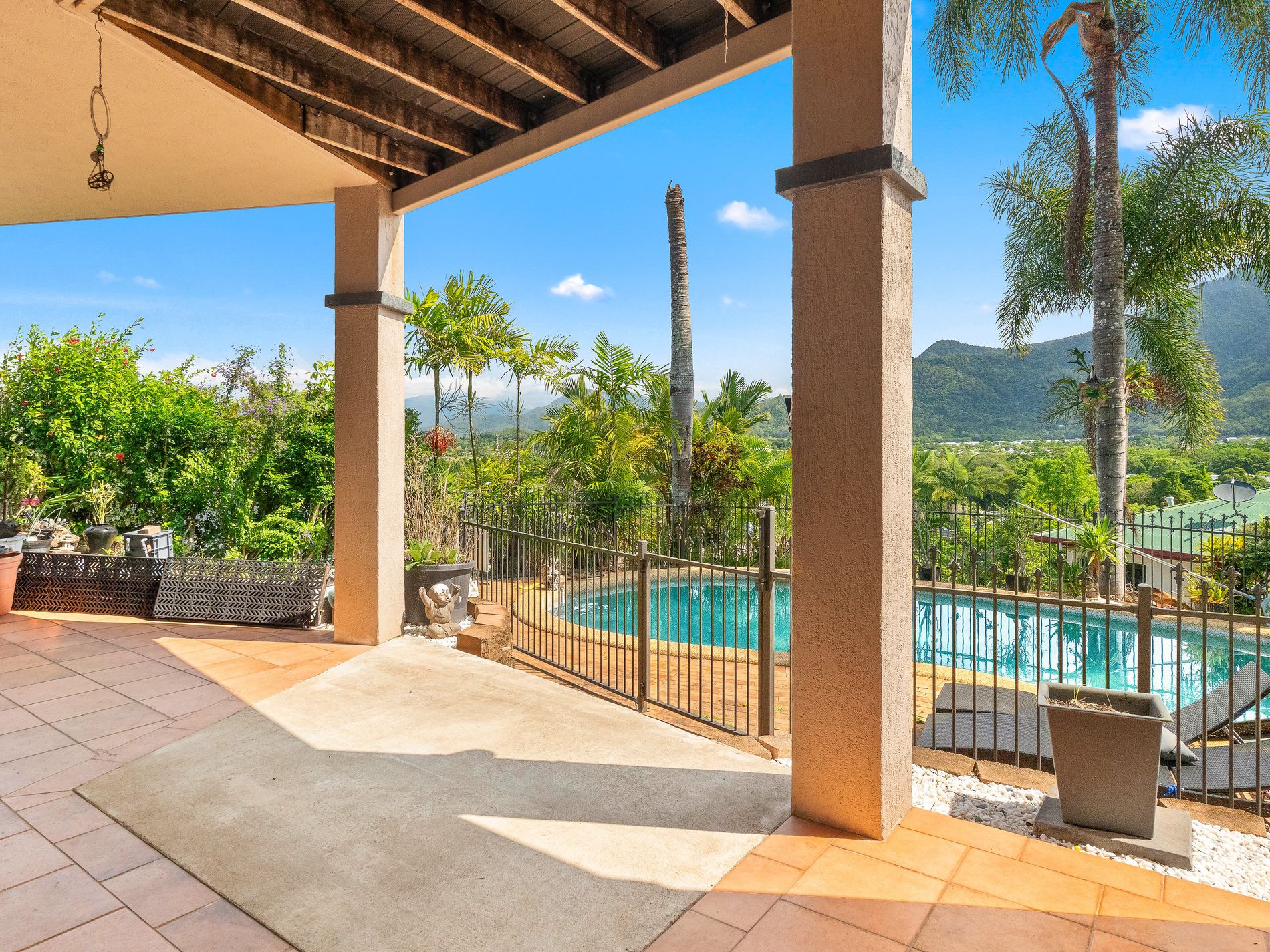 5 Jumna Close, Bentley Park