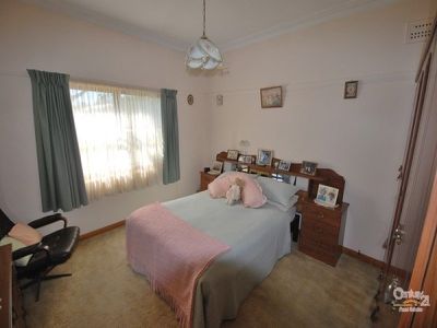 9 Sterling Street, Dubbo