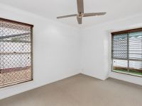6 Santa Cruz Boulevard, Clear Island Waters