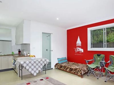 5 Leura Road, Auburn