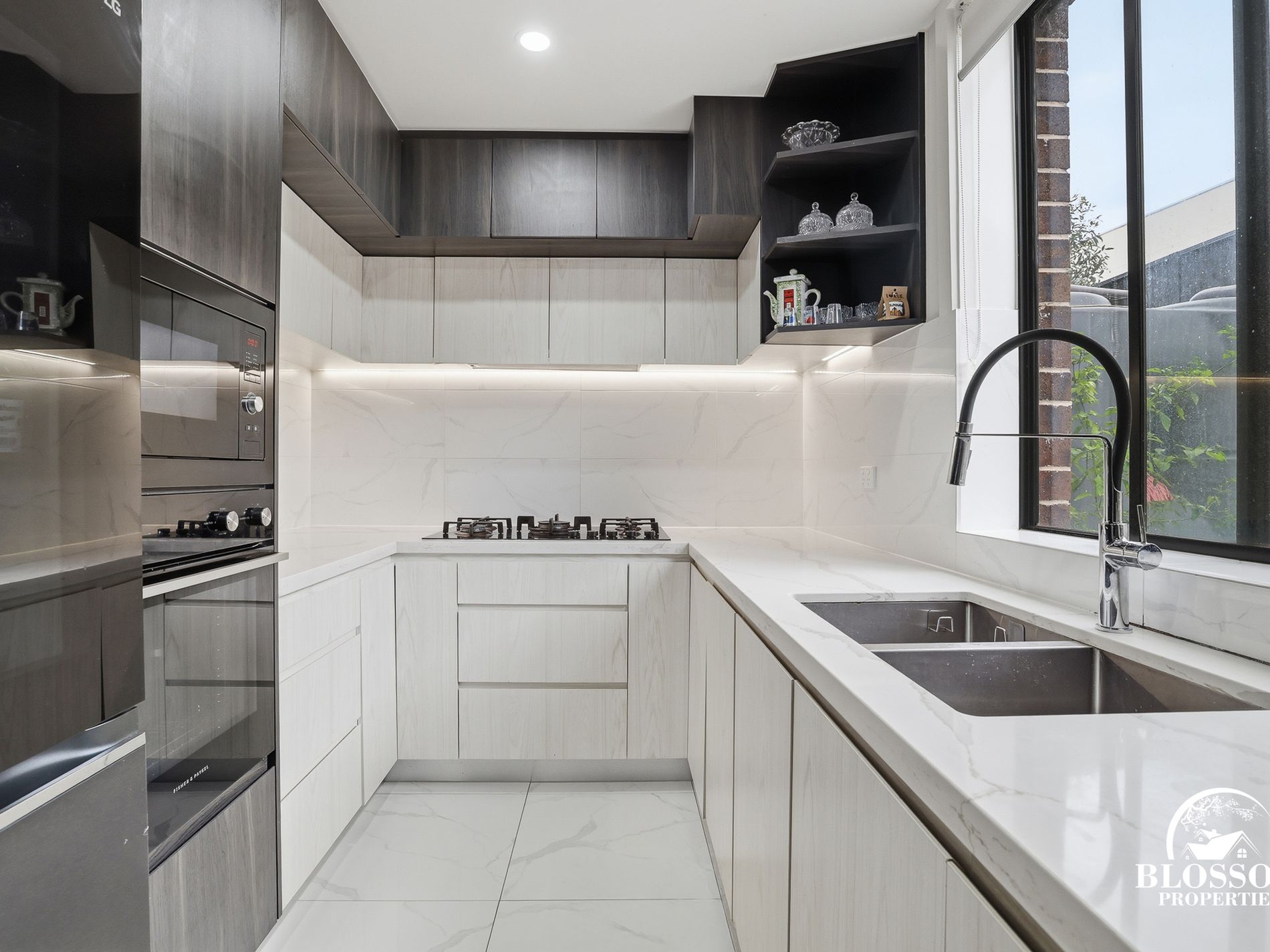 17 Ashwini Glade, Box Hill