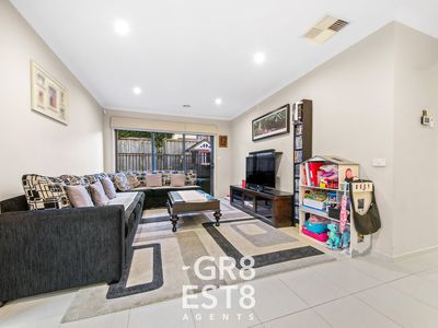 18 Spearwood Rise, Cranbourne West